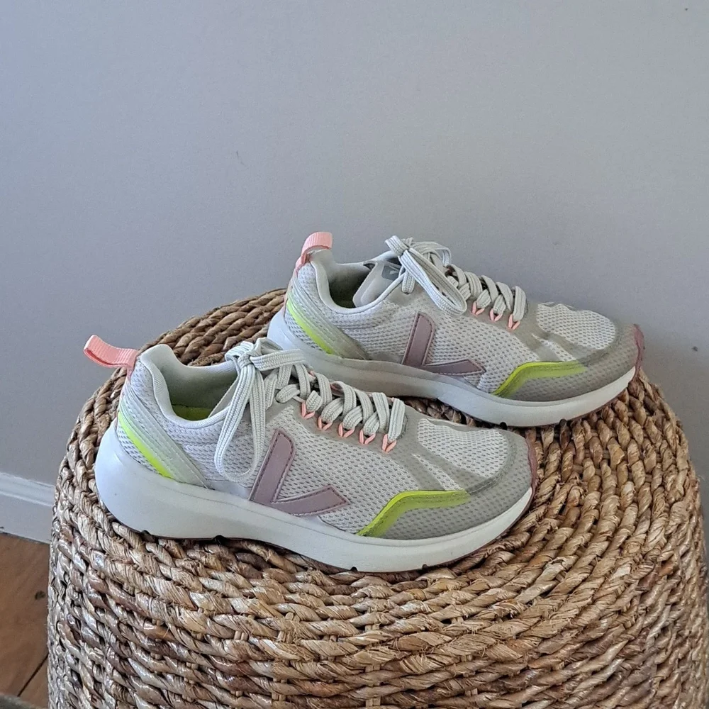 Veja Womens Condor 2 Light Grey‎ Mesh Knit Athletic/Athleisure/Casual Sneakers 6